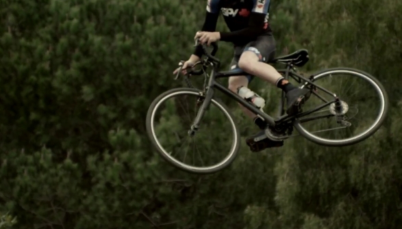 Whip on A Roadie, Dirt jump