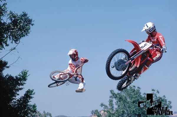 BMX_vs_Moto_