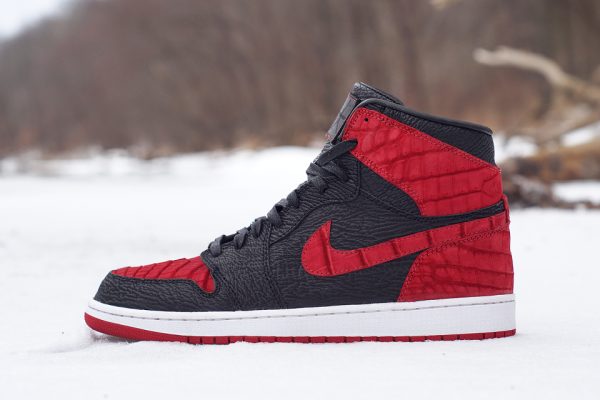 air-jordan-1-bred-shark-and-crocodile