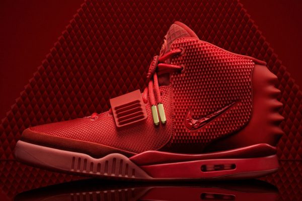 nike-air-yeezy-2-red-october-kanye-west-releases-nikestore-