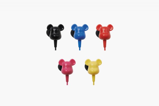 bearbrick-earbud-headphones-2
