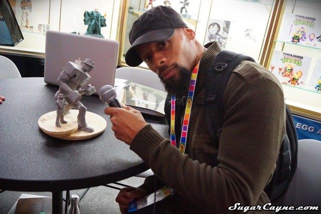 DMC Vinyl Statue (2)