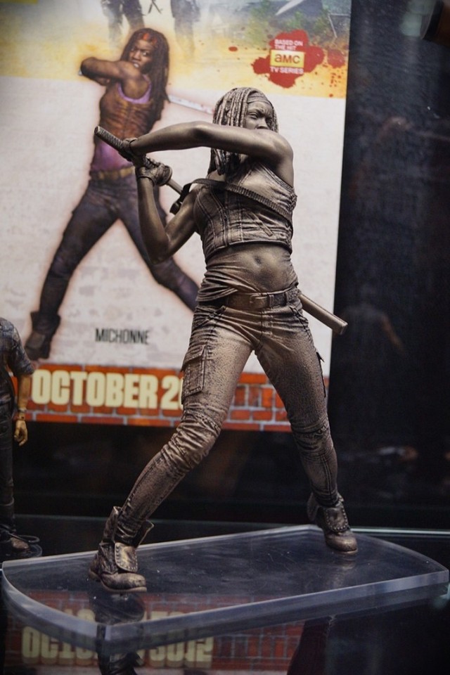 michonne toy (3)