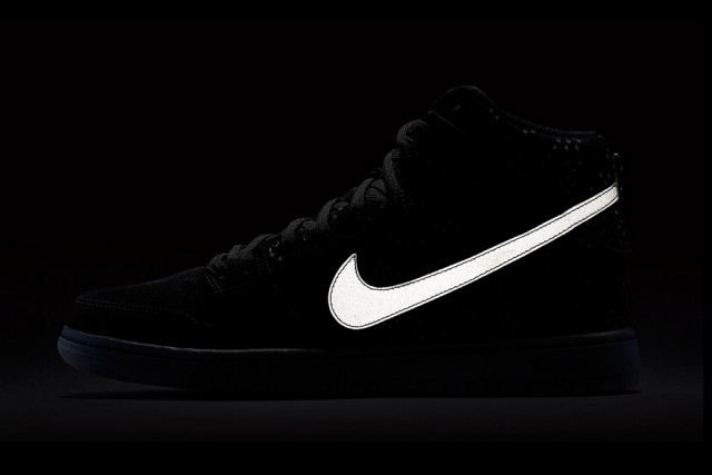 nike sb dunk high reflective