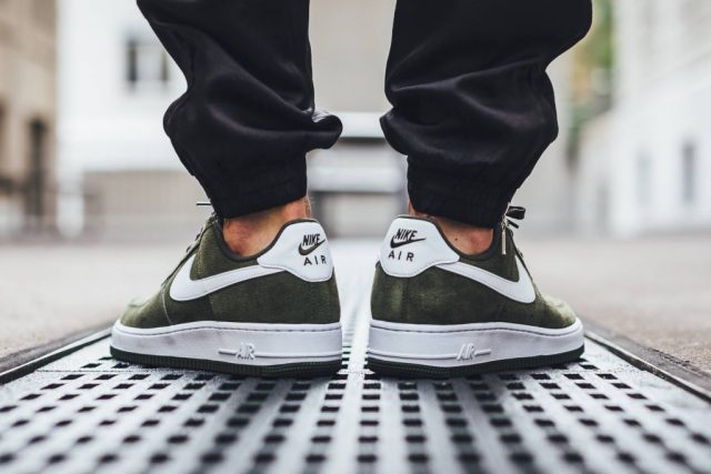 nike-air-force-1-low-cargo-khaki-2