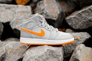 air-jordan-1-mid-bright-citrus-kids