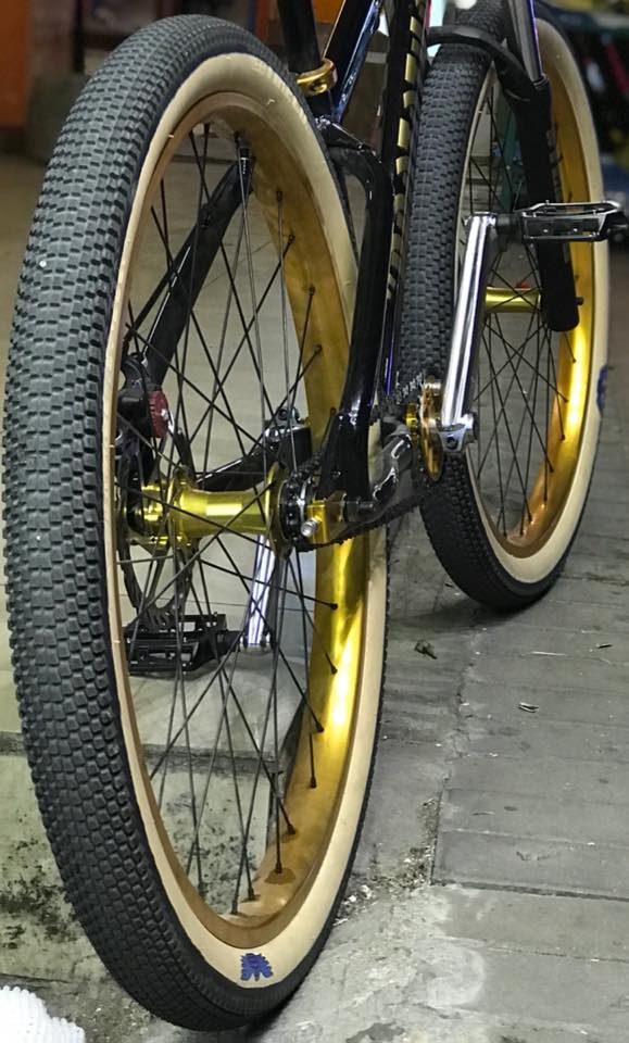 Se Bikes DJ wheels
