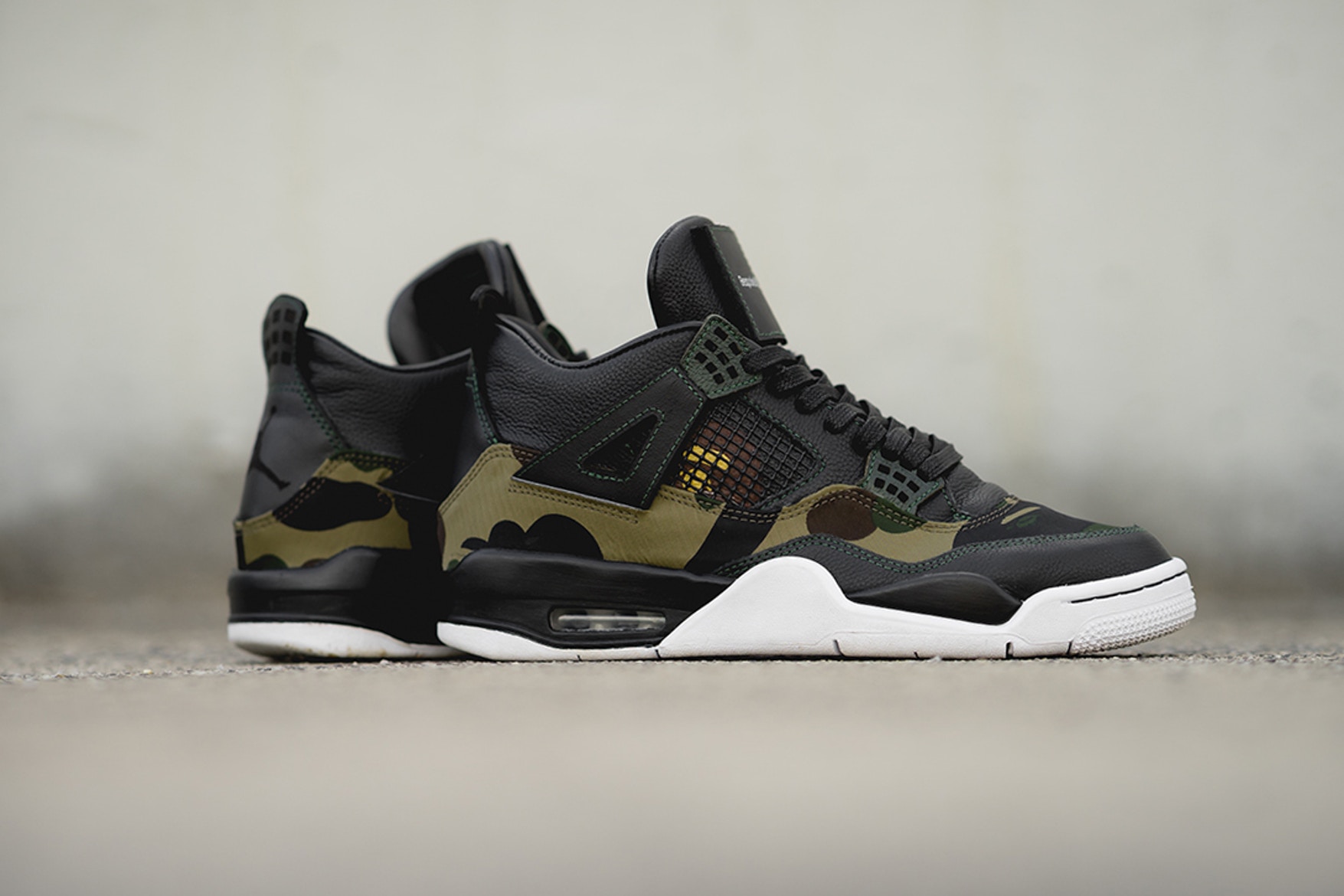 bape-air-jordan-4-gore-tex-bespoke camo