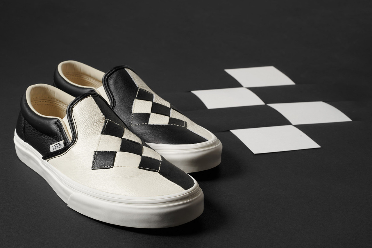vans-checkerboard-slip-on black