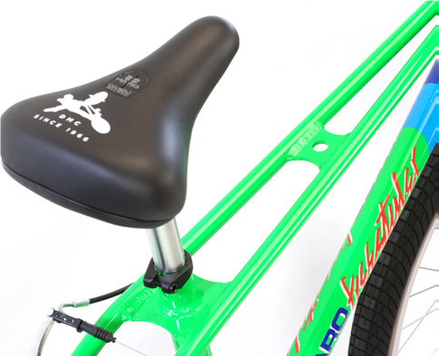 2020 dmc seat