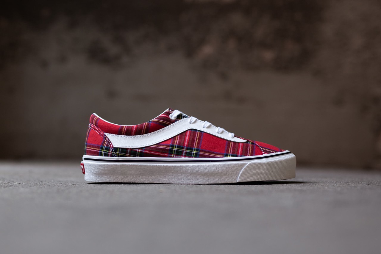 vans-bold-ni-tartan red