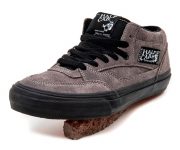 vans-uprise-half-cab-pro grey