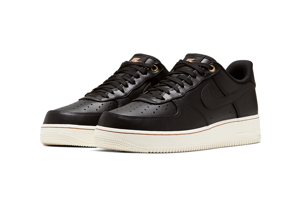 Nike air force 1 black pack