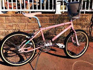 hutch hollywood 1985 pink