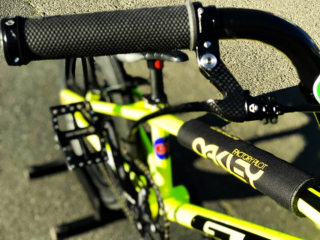 box carbon brake lever