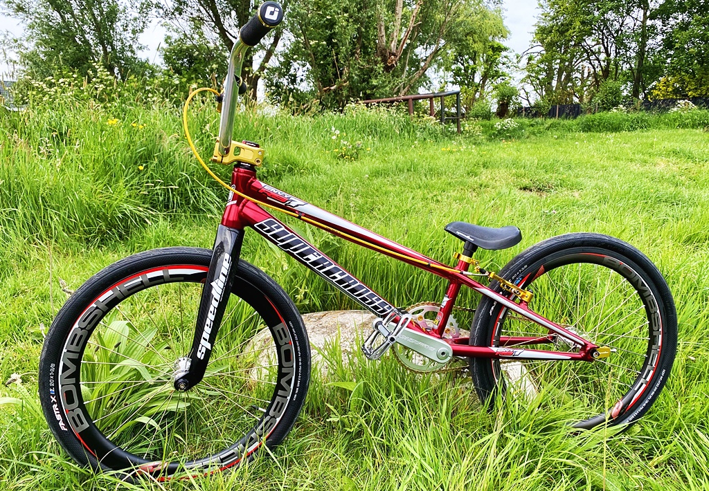 supercross rs7 bmx bike