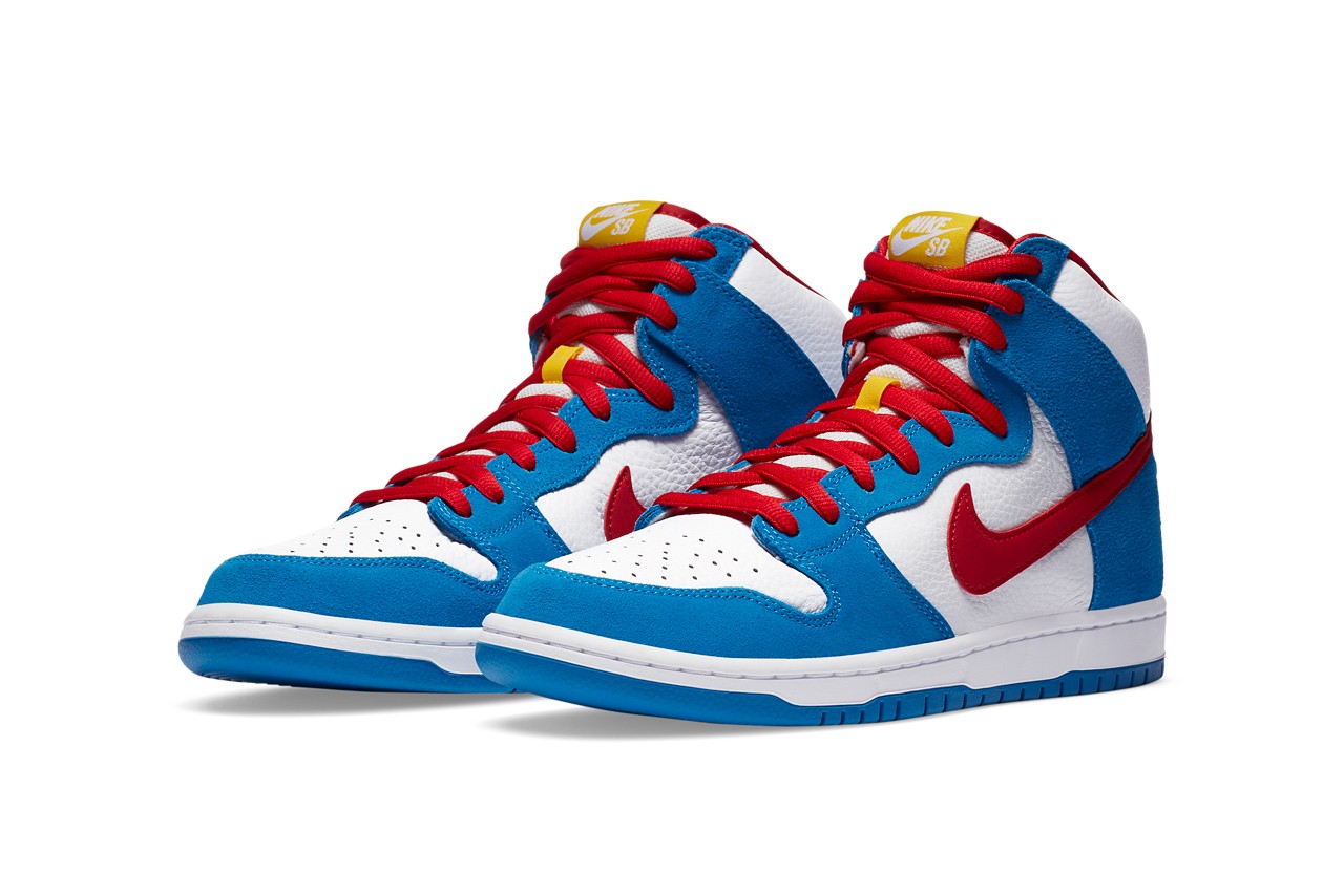 nike sb doraemon pair