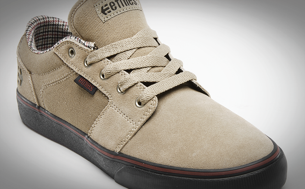 etnies barge tan black