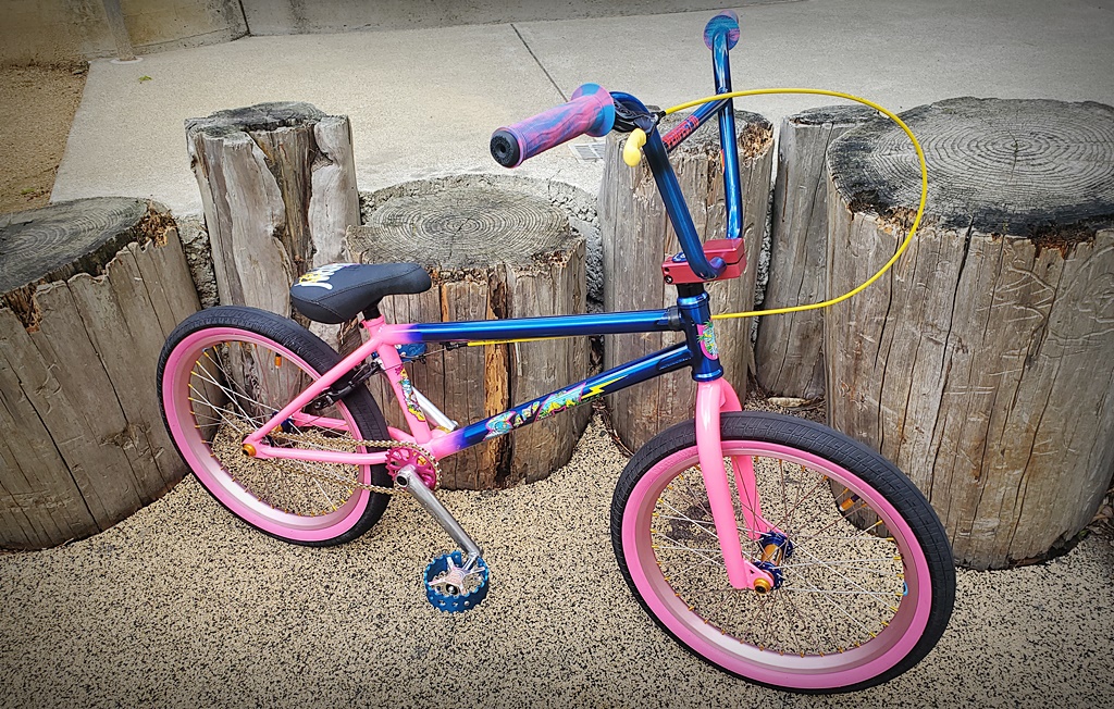 mike hucker bmx bike