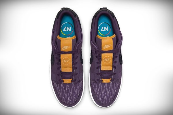 dunk low dark raisin