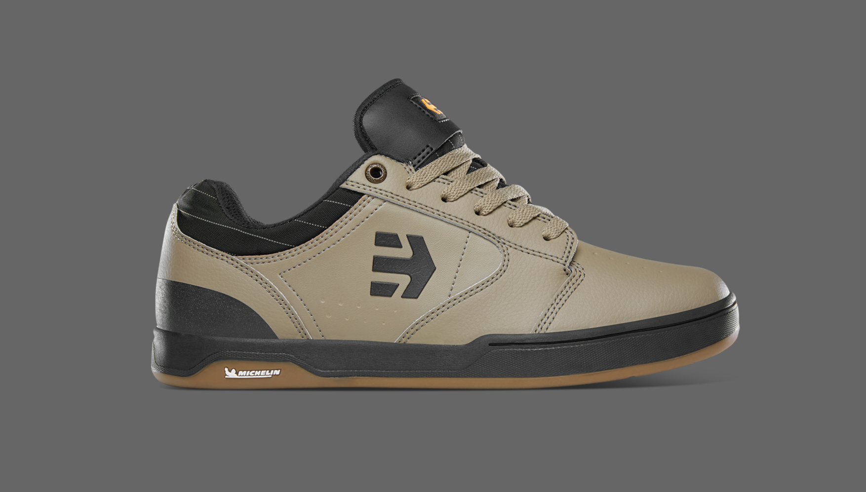 etnies camber sneakers