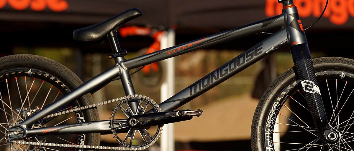 2022 mongoose title team bmx racing bike