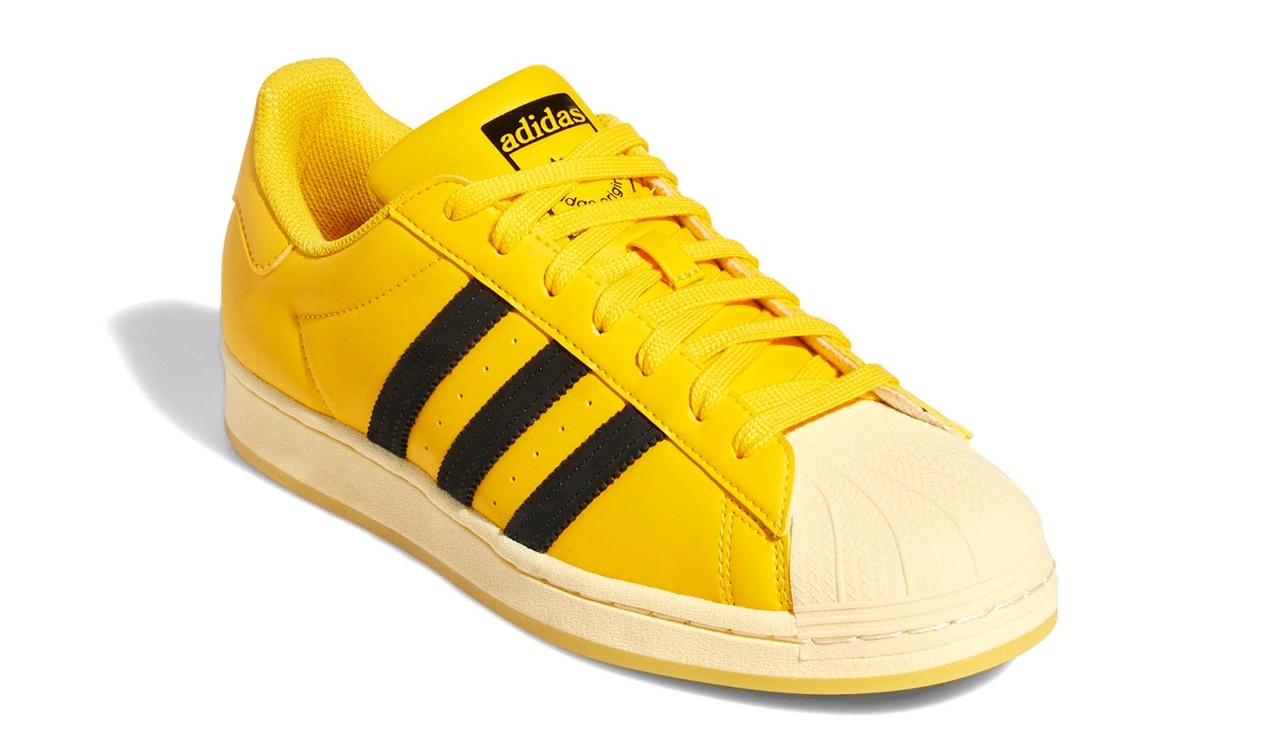 Adidas Bold Gold Superstar front