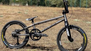 4nix prototype chromoly bmx race bike