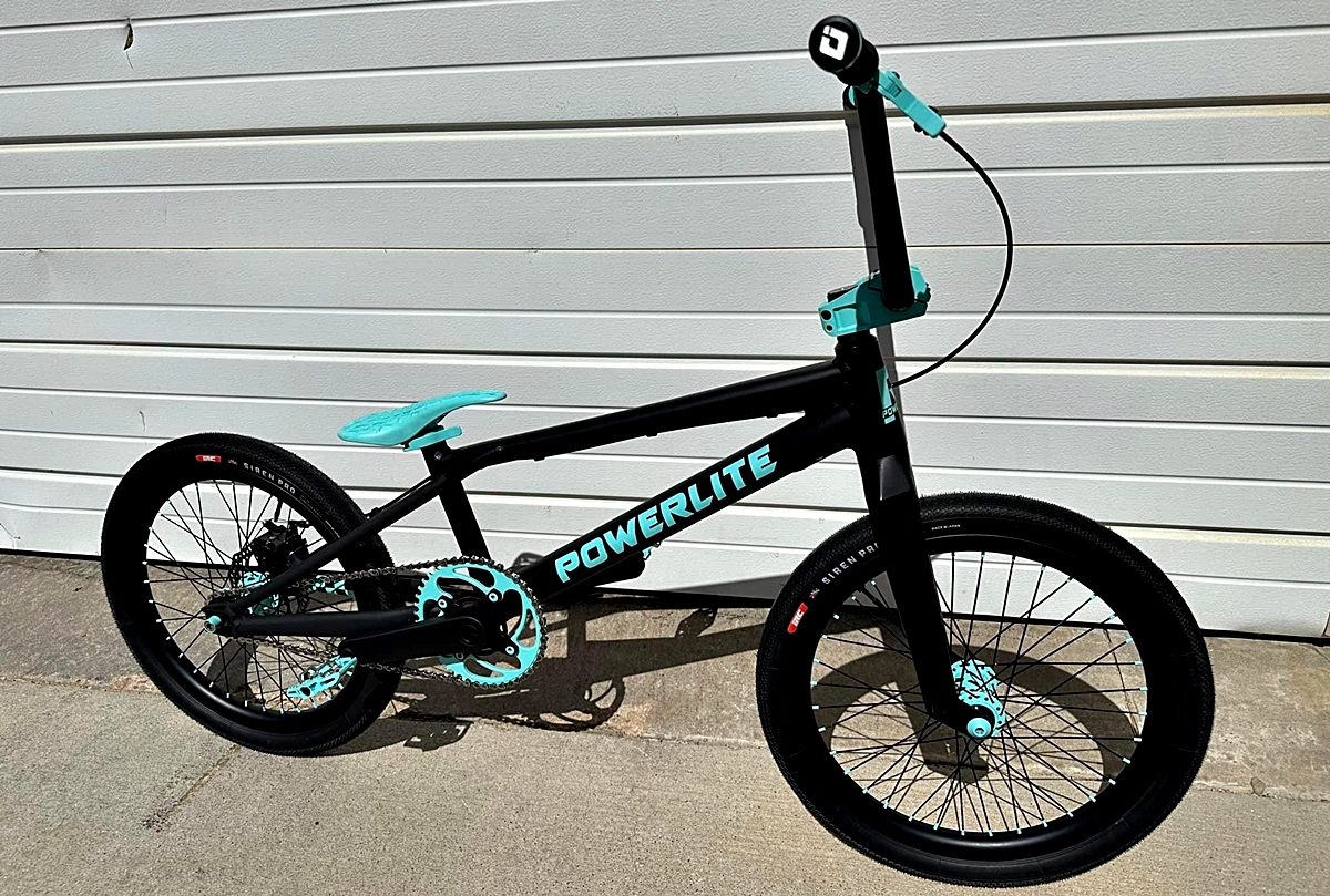 powerlite 2023 BMX bike