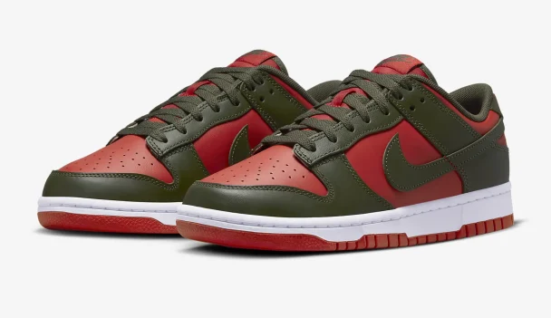 nike dunk low red green