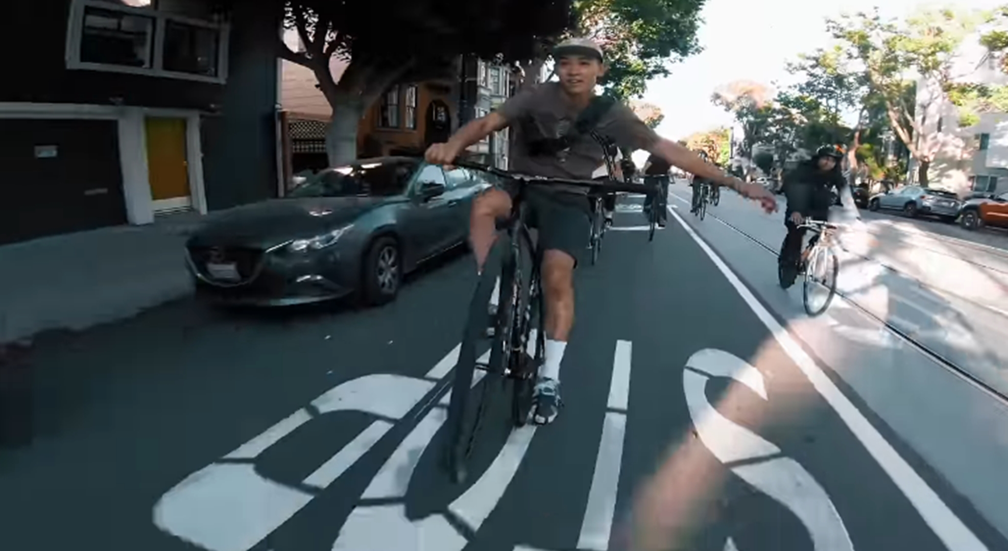 fixed gear wheelies