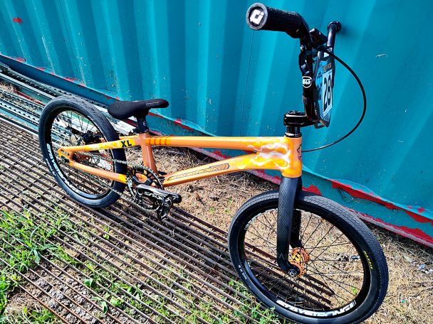 Stay Strong V5 bike of the day