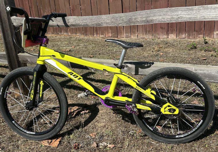 2024 AOT Eleve8 Pro BMX Bike