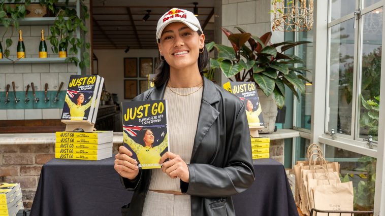 Saya Sakakibara Just Go