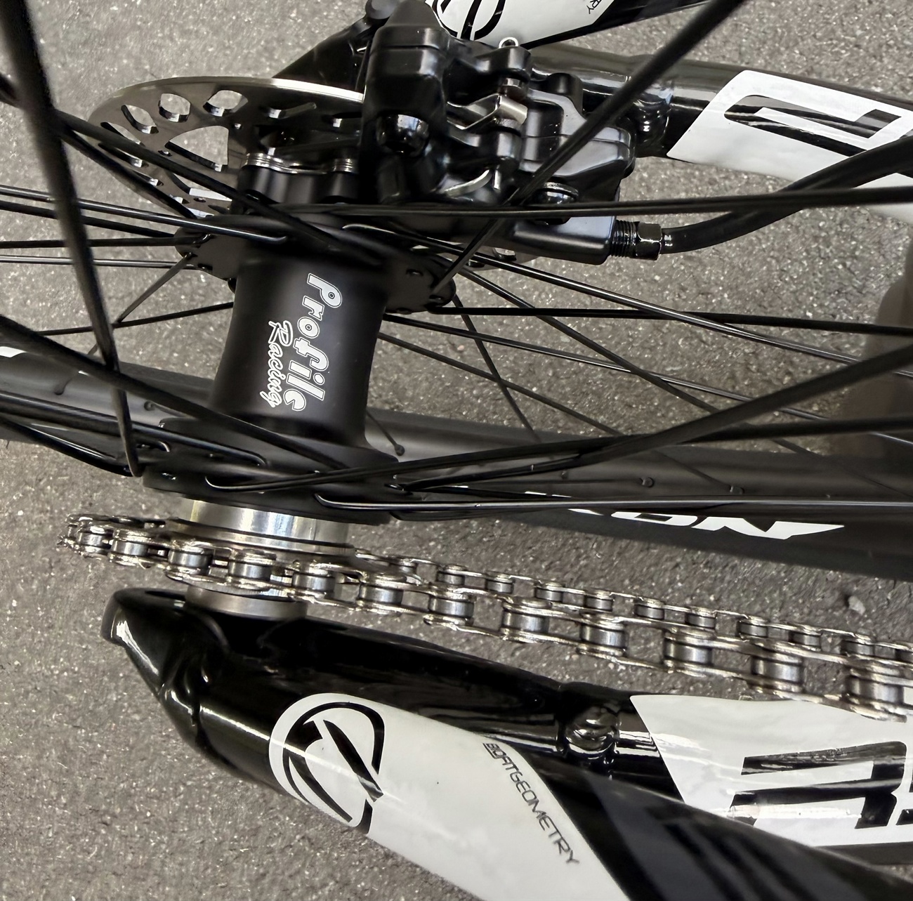 Profile Ac2 10mm rear hub